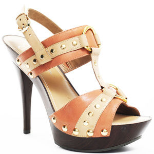 Jessica Simpson high heels